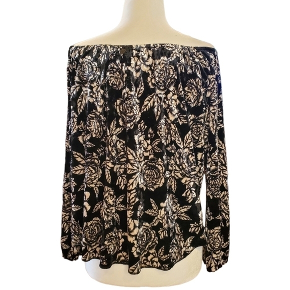 BILLABONG Women's Black/White Off Shoulder Velvet Top Sz Small - Picture 2 of 5